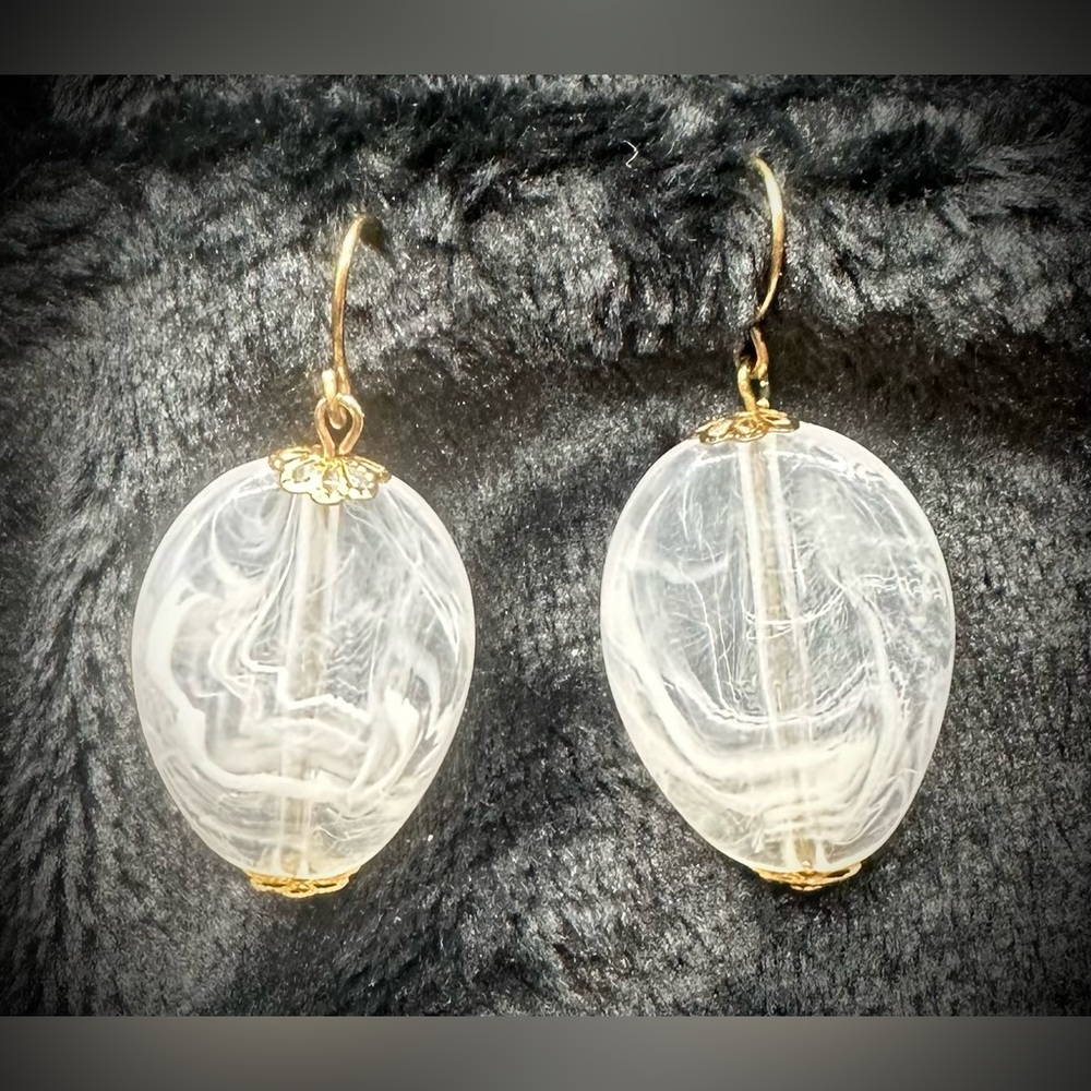 Elegant Gold and Clear Earrings